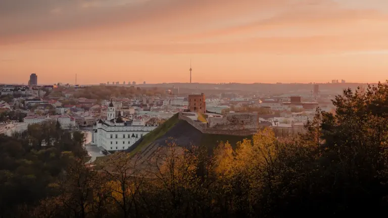 Ketvirtadienio vakaras Vilniuje: 3 planai pagal orą