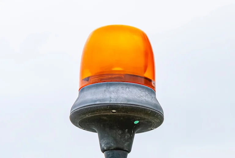 Perspėjimo sirenos Lietuvoje: ką daryti išgirdus signalą