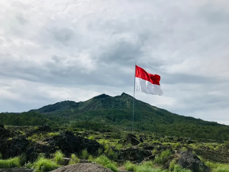 Rugpjūčio 17-oji: kaip Indonezija paskelbė nepriklausomybę