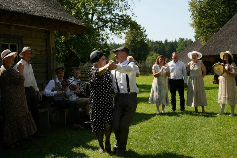 Žolinė Rumšiškėse: rugpjūčio 15-ąją atgis senieji papročiai