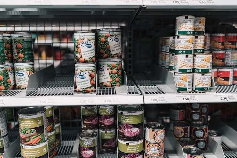 „Lidl“ mažina konservų kainas: jos prasideda nuo 0,74 euro