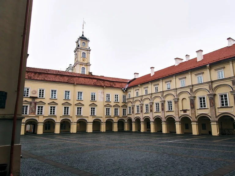 Nemokama ekskursija Valdovų rūmuose Vilniuje rugsėjo 27-ąją