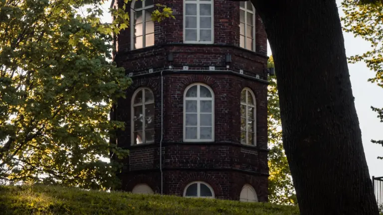 Kėdainių parke sutvarkytas retas Lietuvos minaretas: praktinė informacija